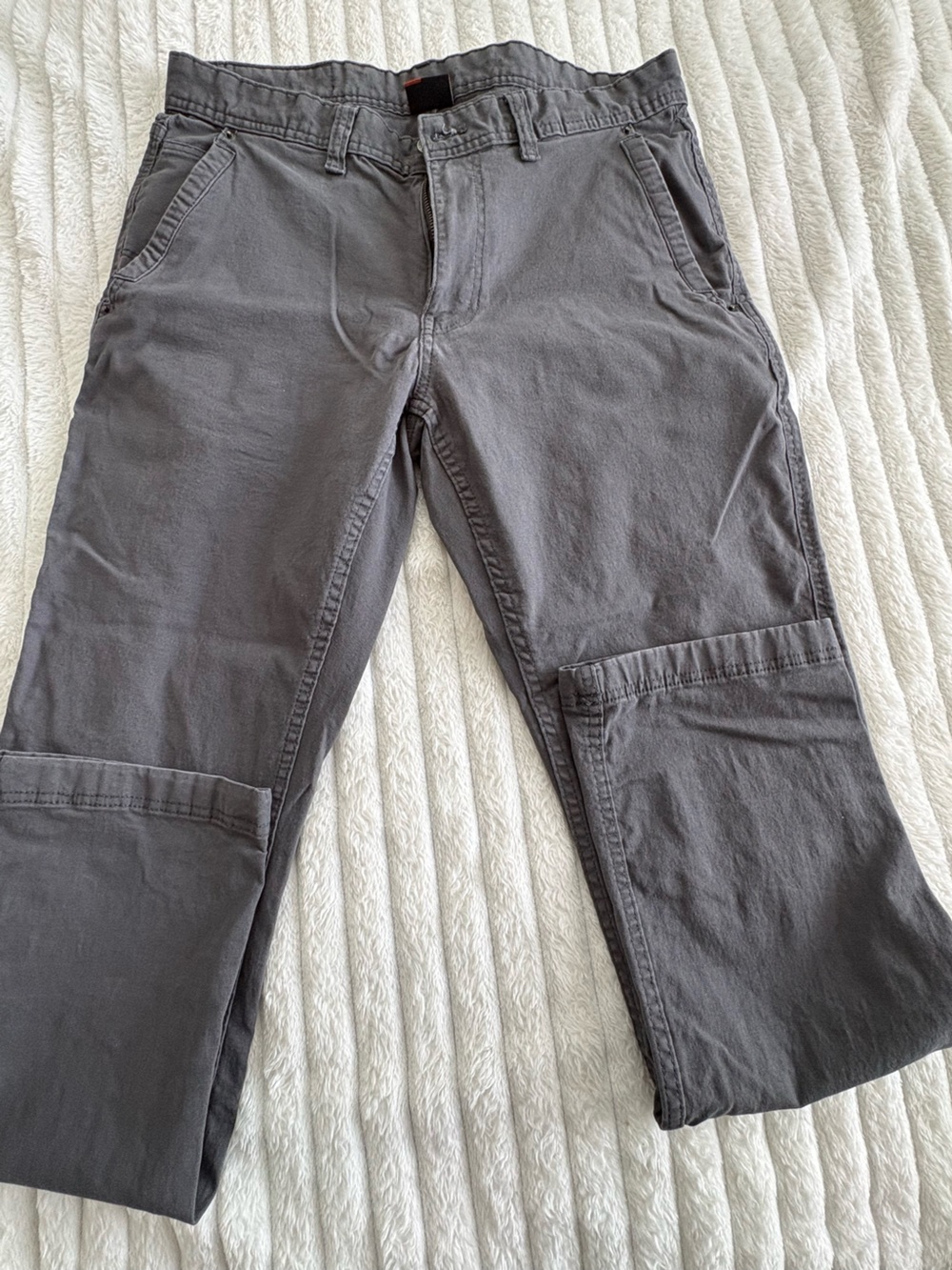 Men's Gray Eddie Bauer Utility Cargo Pants - Classic Workwear Style